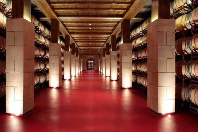 Visita a Bodegas Centenarias Riojanas con Experiencia Sensorial y Aperitivo para dos (La Rioja)