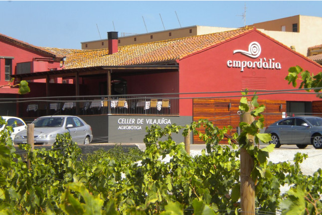 Visita al Celler Empordàlia con Degustación de Vinos y Aceites para dos (Girona)