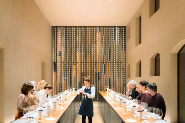Visita Celler Perelada con Degustación de Vino (Girona)