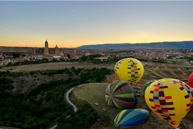 Vuelo en Globo con Cava para dos (Segovia)