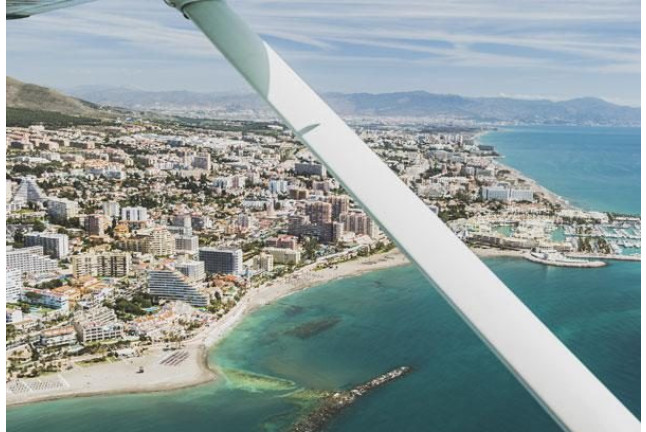 Vuelo en Avioneta desde Aeródromo de Vélez-Málaga hasta Málaga (Málaga)