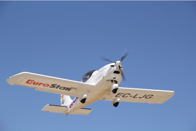 Especial Adrenalina: Vuelo en Avioneta con Pilotaje (Guadalajara)