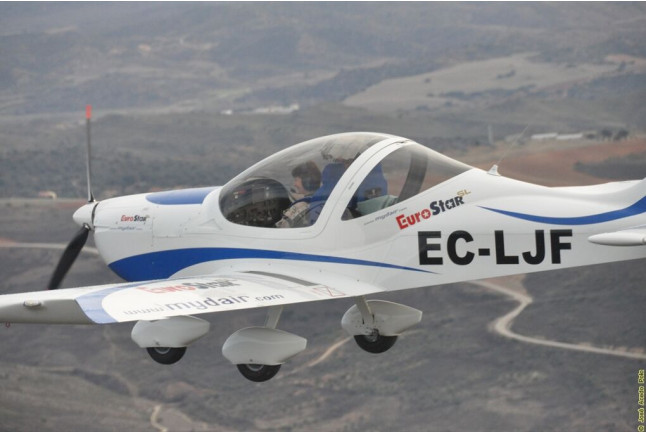 Especial Adrenalina: Vuelo en Avioneta con Pilotaje (Guadalajara)