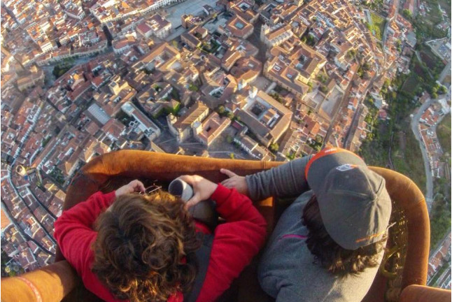 Vuelo en Globo con Cava, Almuerzo y Vídeo (Badajoz, Extremadura)