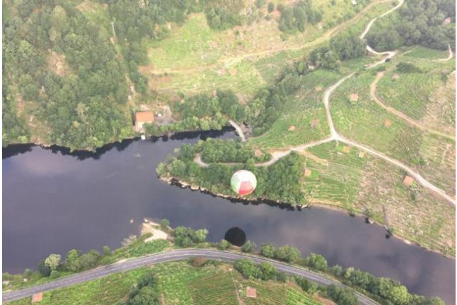 Vuelo en Globo por la Ribeira Sacra con Fotos y Vídeo (Lugo)