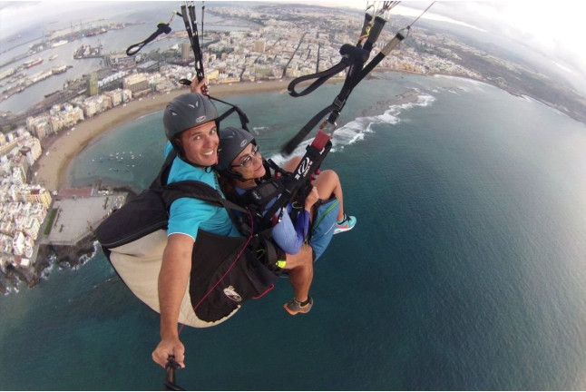Vuelo en Parapente Biplaza (Gran Canaria)