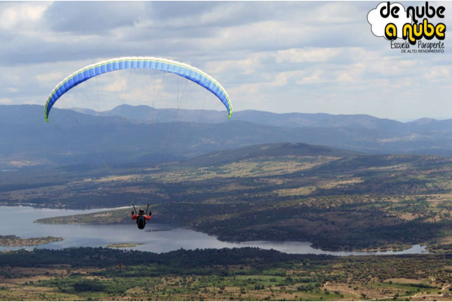 Vuelo en Parapente “Vuelo en Nube” (Madrid)