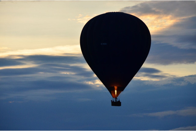 Vuelo en Globo con Vídeo, Almuerzo y Cava para dos (Aranjuez, Madrid)