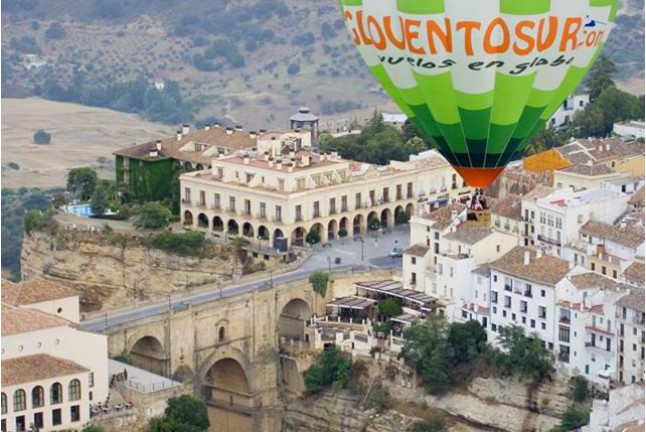 Vuelo en Globo y Escapada con Spa en Hotel Cortijo Salinas 4* (Ronda, Málaga)