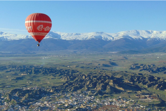 Vuelo Privado en Globo con Desayuno para dos (Guadix, Granada)