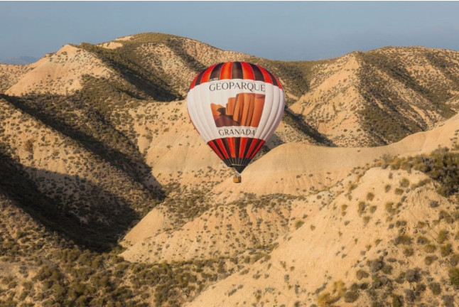 Vuelo Privado en Globo con Desayuno para dos (Guadix, Granada)