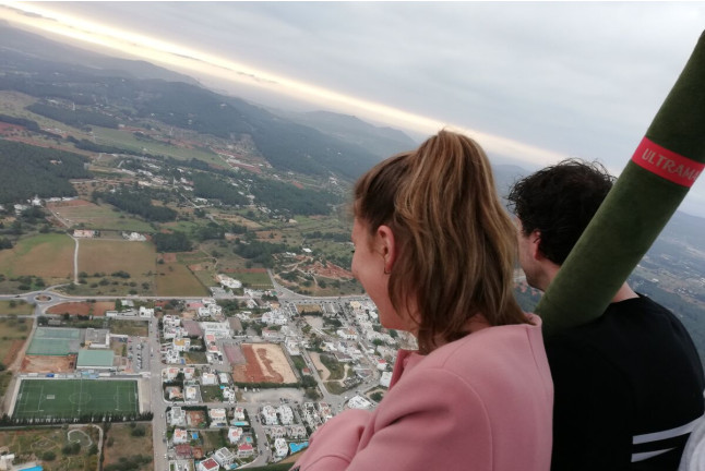 Vuelo en Globo al Alba con Desayuno y Cava (Ibiza)