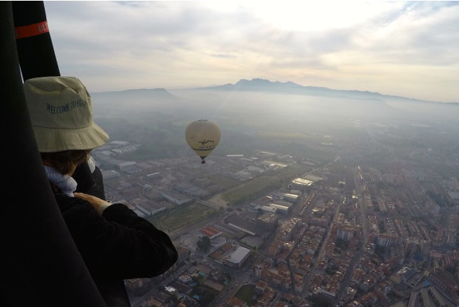 Vuelo en Globo con Fotos en Manresa o Igualada (Barcelona)