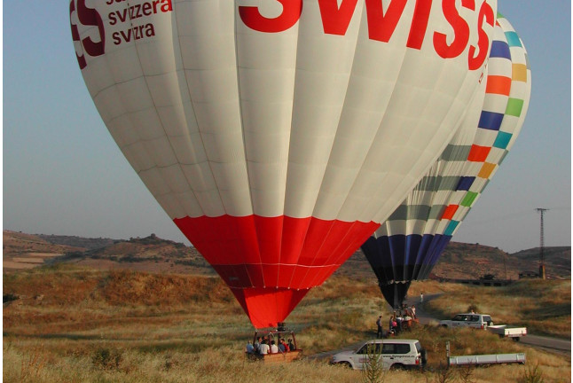 Vuelo en Globo para Parejas con Cava, Almuerzo, Fotos y Vídeo HD (Guadarrama, Madrid)