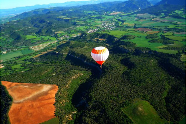 Vuelo en Globo Romántico con Almuerzo para dos (Burgos)