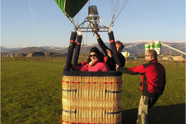 Vuelo en Globo Romántico con Almuerzo para dos (Burgos)