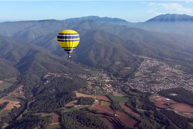 Vuelo en Globo Exclusivo para dos en Montseny o Vic (Barcelona)