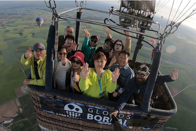 Vuelo en Globo con Cava, Almuerzo y Reportaje Fotos y Vídeo HD (Segovia)