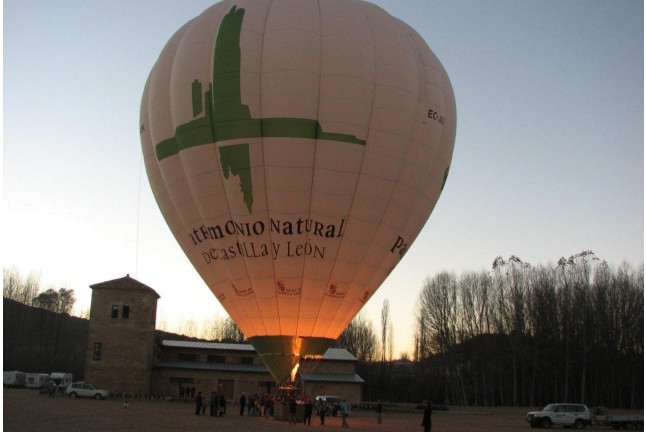 Vuelo en Globo con Cava, Almuerzo, Fotos y Vídeo HD (Soria)