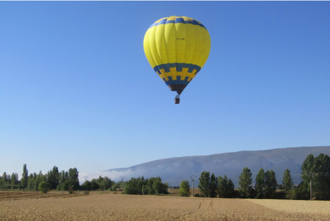 Vuelo en Globo con Almuerzo y Cava (Vizcaya)