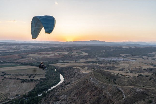 Vuelo en Trike-Paramotor con Video en el Pantano de Bornos (Cádiz)