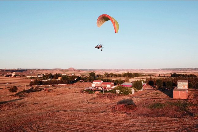 Vuelo en Trike-Paramotor con Video en el Pantano de Bornos (Cádiz)