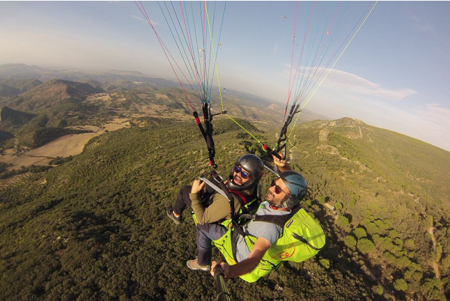 Vuelo en Parapente Biplaza con Opción a Fotos y Vídeo (Algodonales o El Bosque, Cádiz)