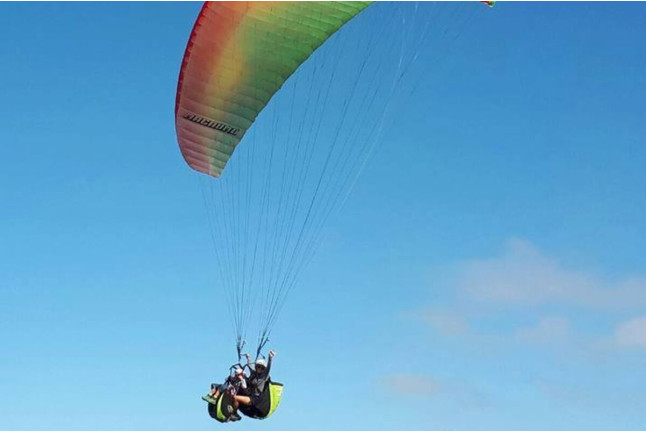 Vuelo en Parapente Biplaza y Fotos (Gran Canaria)
