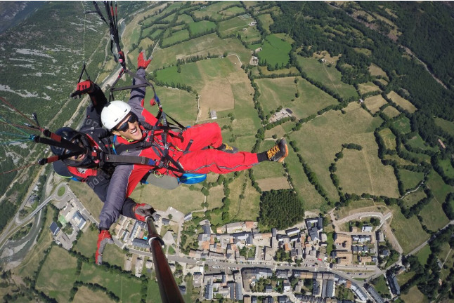 Vuelo en Parapente (Liri, Huesca)