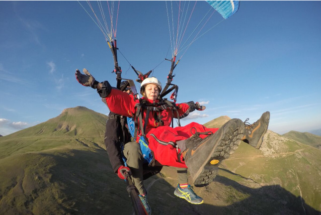 Vuelo en Parapente (Liri, Huesca)