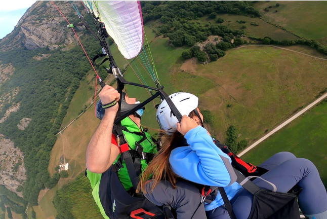 Vuelo en Parapente con Vídeo (Navarra)