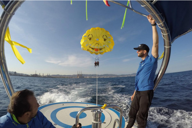 Vuelo en Parasailing en la Costa de Barcelona (Barcelona)