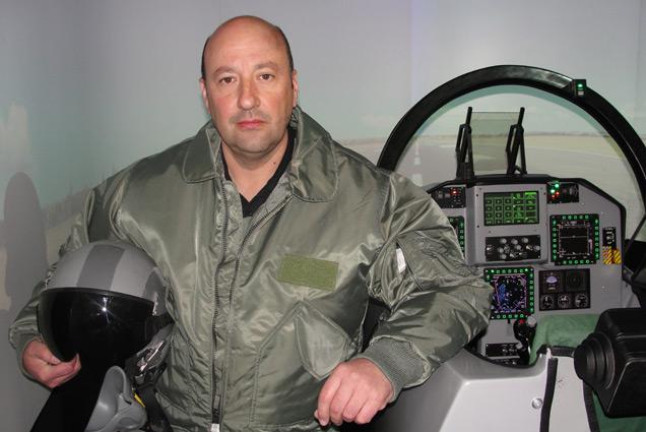 Vuelo en Simulador F18 SR Superhornet o A320 FNTPII (Madrid)