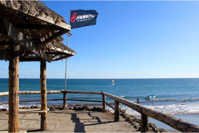 Clase Semi-Privada de Wing Foiling (Tarajalillo, Gran Canaria)