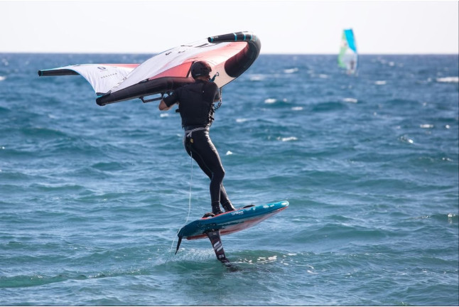 Clase Semi-Privada de Wing Foiling (Tarajalillo, Gran Canaria)