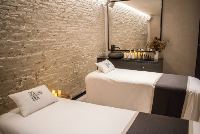 Circuito de Aguas y Deep Tissue Massage en Signature Spa del Hotel Yurbban Passage 4* (Barcelona)