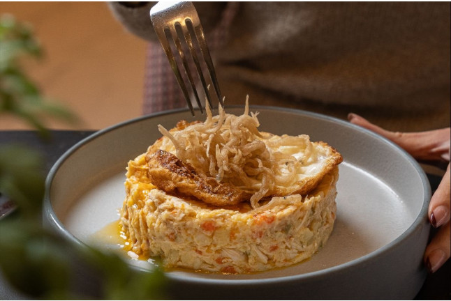 Zona Wellness y Comida en Catalonia Plaza España 4* (Madrid)