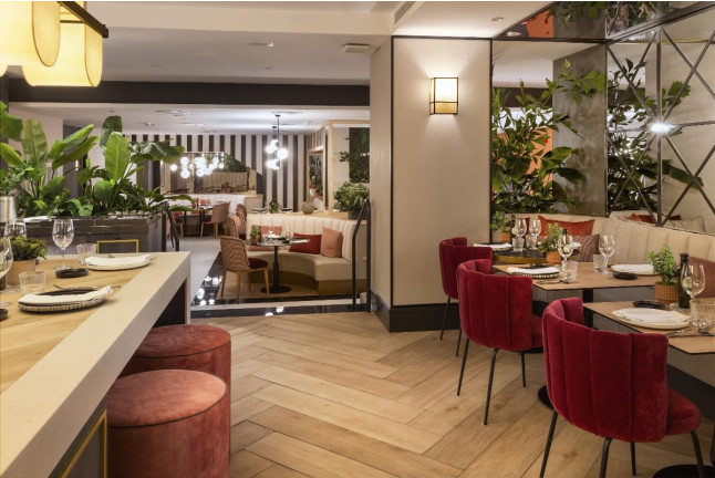 Zona Wellness y Comida en Catalonia Plaza España 4* (Madrid)