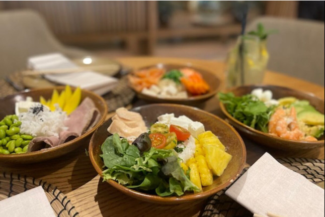 Comida o Cena, Zona Wellness y Masaje para dos en Serena Spa en Meliá Madrid Princesa 5* (Madrid)