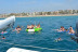 Tour en Catamarán con Comida y Música a Bordo para Jóvenes (Barcelona)