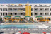 Day Pass con Comida y Bebida en Ryans Lolas 4* (Ibiza)