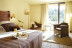 Escapada Romántica, 2 noches, con Cava, Fresas, Cena y Masaje en Hotel Mas Salvi 4* (Girona)