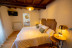 Escapada Rural con Piscina Climatizada, Jacuzzi y Desayuno en Casa con Encanto O Refuxio (Vila de Cruces, Pontevedra)