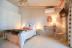 Escapada con Cena en Habitación Doble o Suite de Aal Cachucho (San Agustín del Guadalix, Madrid)