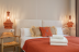 Escapada de 1 o 2 Noches con Desayuno en Hostal Boutique Es Portalet (Sant Feliu de Guíxols, Girona)
