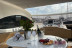 Escapada Romántica en Yate Privado con Navegación, Desayuno y Cava (Barcelona)