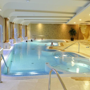Cena Romántica y Spa para dos en Hotel Beatriz Toledo Auditorium & Spa 4* (Toledo)