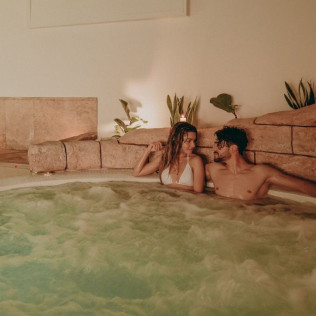 Circuito Spa y Masaje Artemisa para dos en Thermae Spa (Málaga)