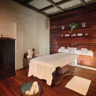 Circuito Spa y Masaje con Copa de Cava en Hotel Hospes Palau de la Mar 5* (Valencia)
