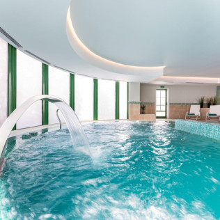 Circuito Spa y Masaje Relajante con Cava y Chocolate para dos en Body Care The Volcán Lanzarote del Hotel LIVVO Volcán Lanzarote 5* (Lanzarote)